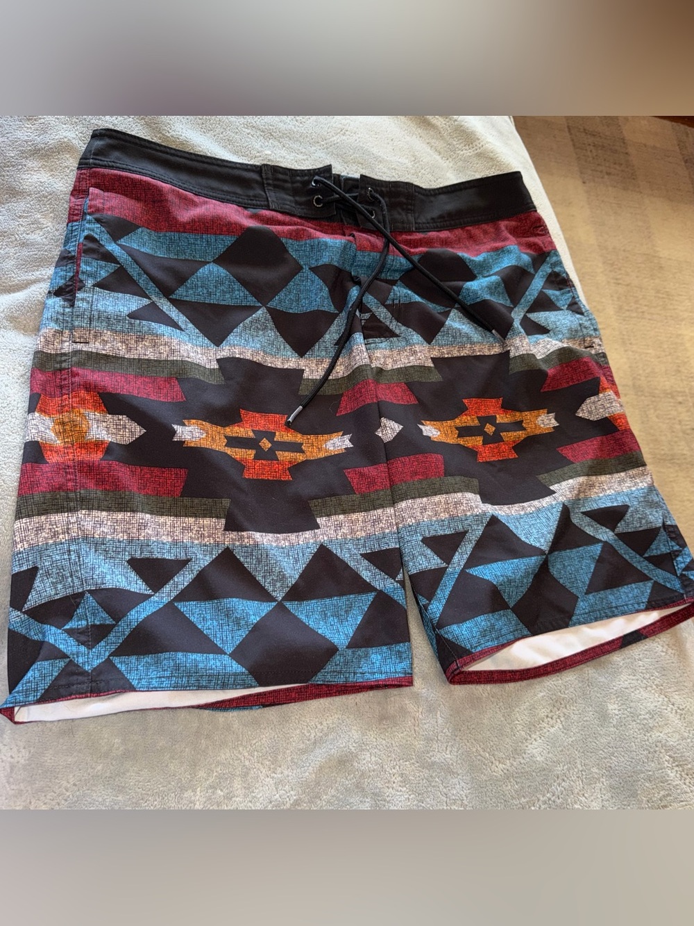 American Eagle Outfitters Board Shorts Mens Large Tribal Aztec Swim Trunks